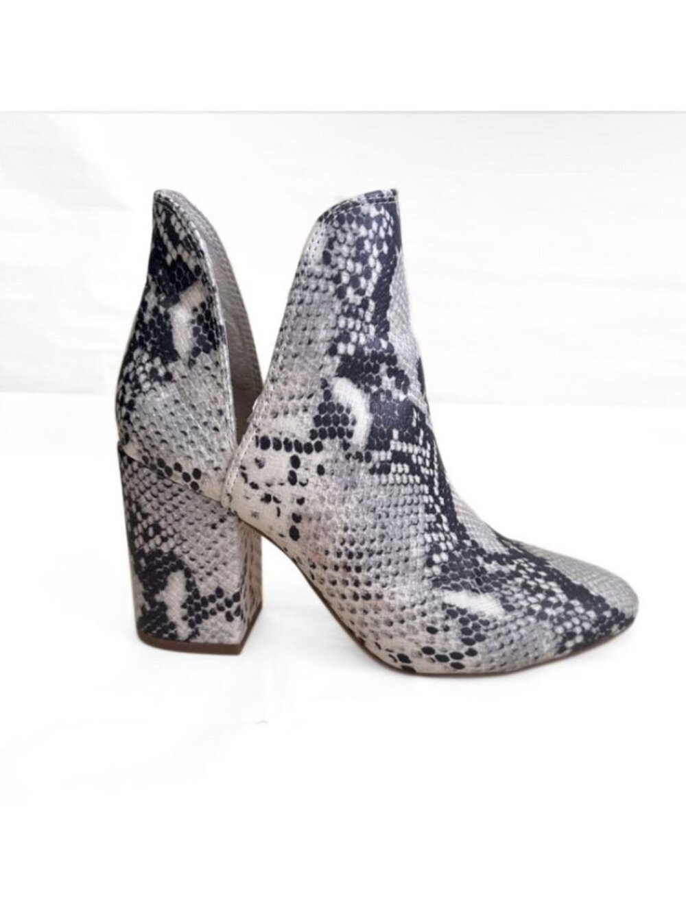 Steve Madden Rookie Snake Print Ankle Boot Women 7.5 Block Heel Western Neutral